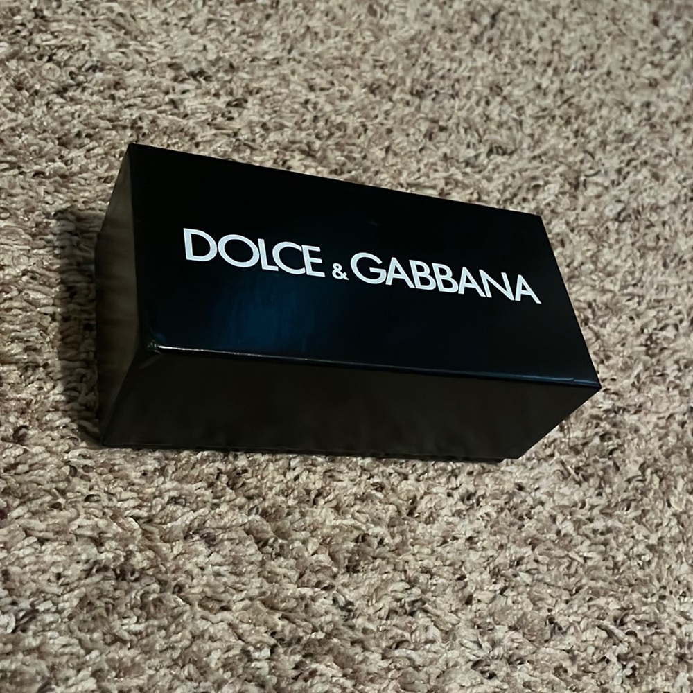 Dolce & Gabbana sunglasses box
